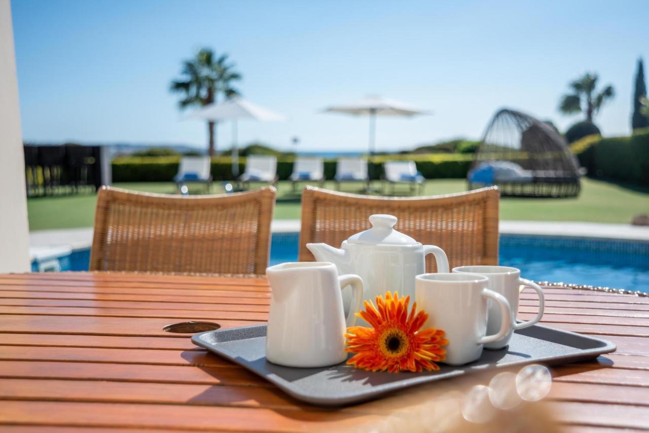 Villa Savoya Sunrise By Ezoria Villas Coral Bay Luaran gambar