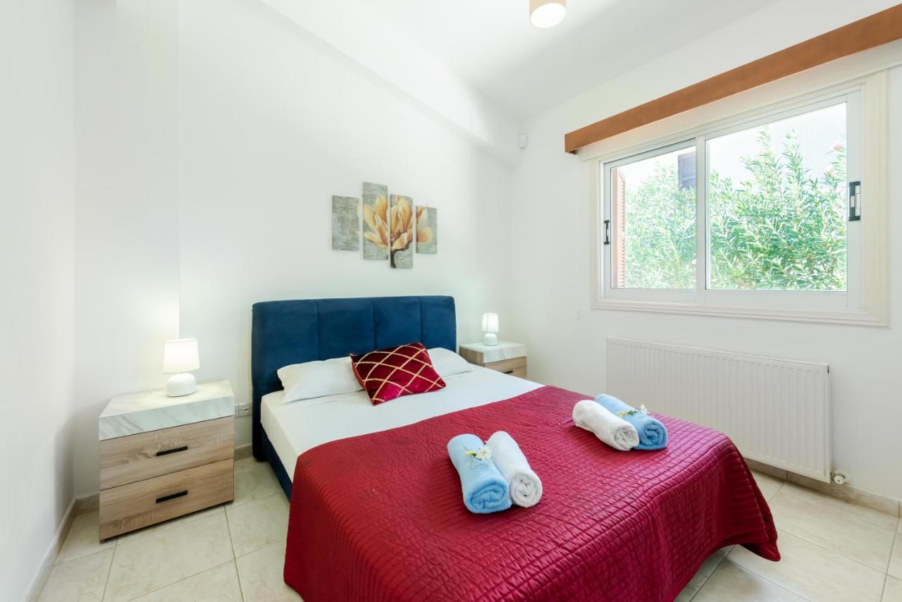 Villa Savoya Sunrise By Ezoria Villas Coral Bay Luaran gambar