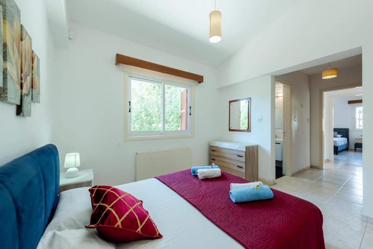 Villa Savoya Sunrise By Ezoria Villas Coral Bay Luaran gambar