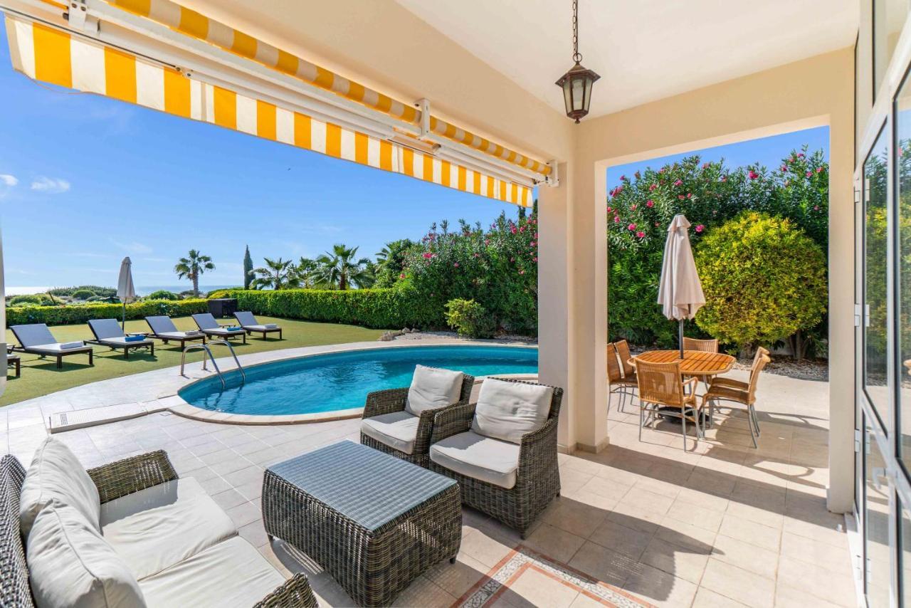 Villa Savoya Sunrise By Ezoria Villas Coral Bay Luaran gambar