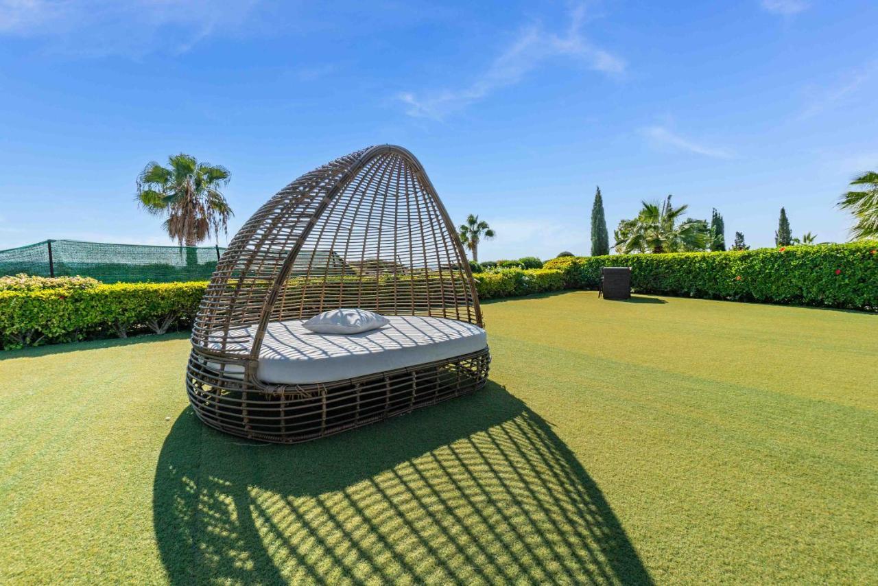 Villa Savoya Sunrise By Ezoria Villas Coral Bay Luaran gambar