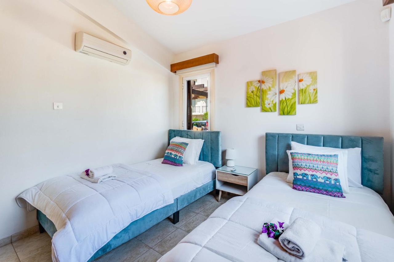 Villa Savoya Sunrise By Ezoria Villas Coral Bay Luaran gambar